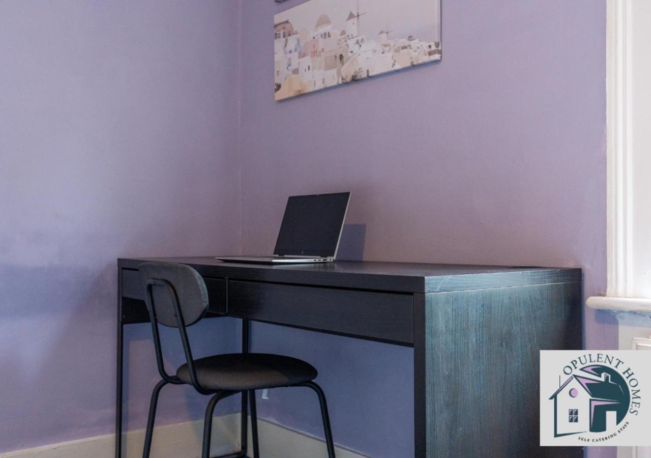 Contractors Pad - 4 Bed Town House - Cent Reading - Free Parking别墅 外观 照片