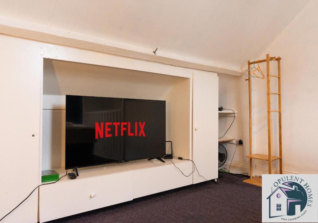 Contractors Pad - 4 Bed Town House - Cent Reading - Free Parking别墅 外观 照片